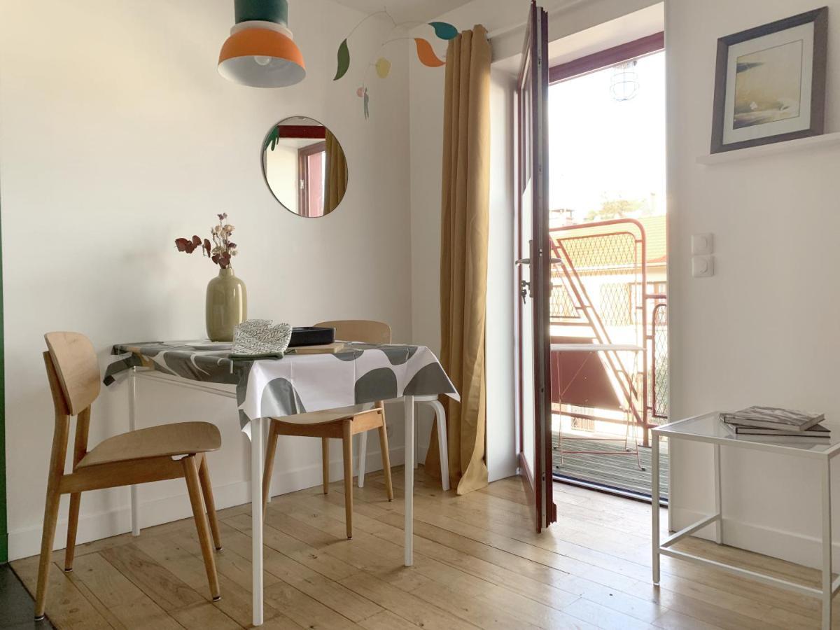 Ferienwohnung Le Balcon Rouge Noisy-le-Sec Exterior foto